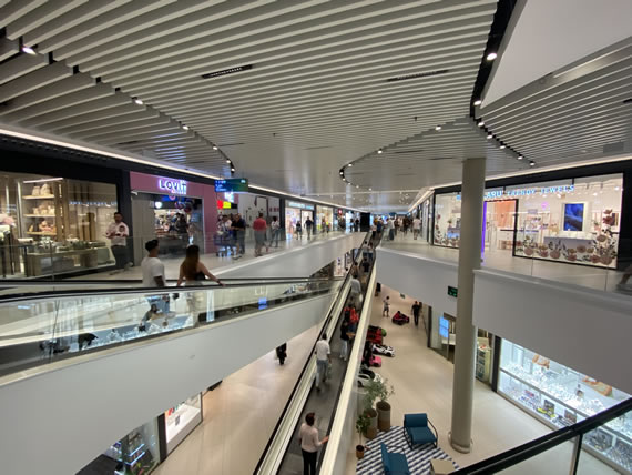 porto pi indoor shopping mall